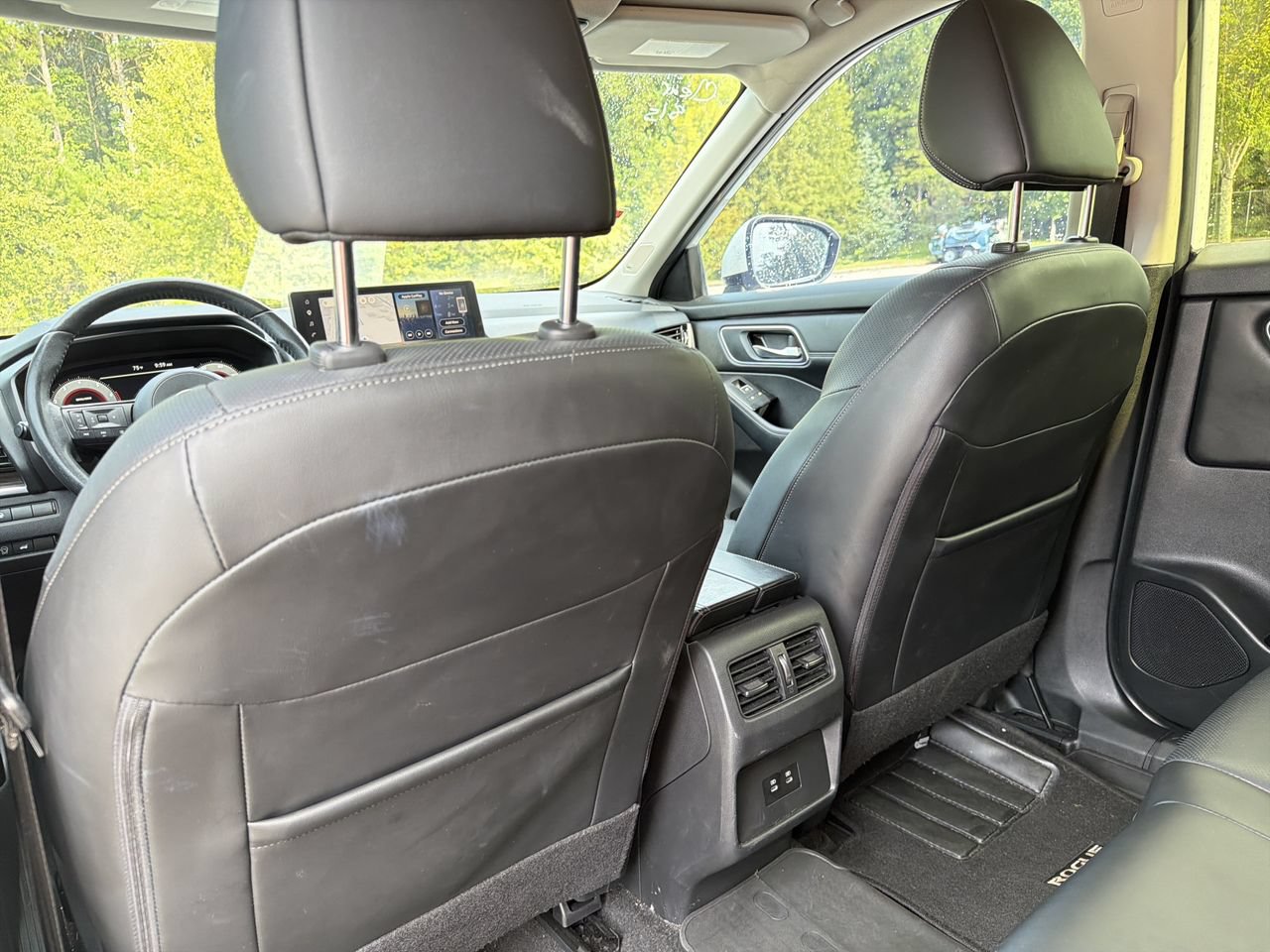Used 2024 Nissan Rogue Platinum FWD image 21