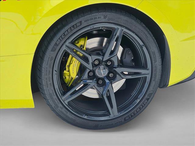 Used 2021 Chevrolet Corvette Stingray Premium Conv w/ Z51 Performance Package RWD image 14