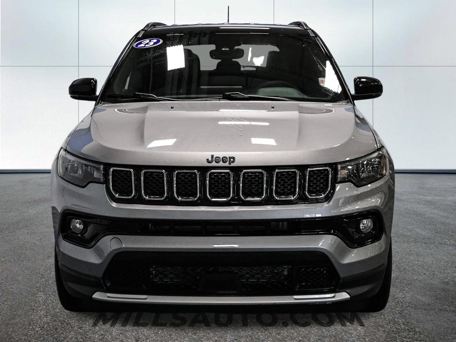 Used 2023 Jeep Compass Limited AWD/4WD image 12