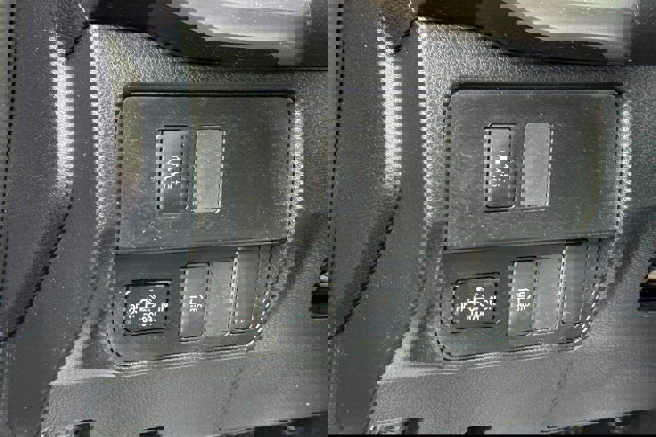 Used 2020 Toyota Tacoma SR5 image 25