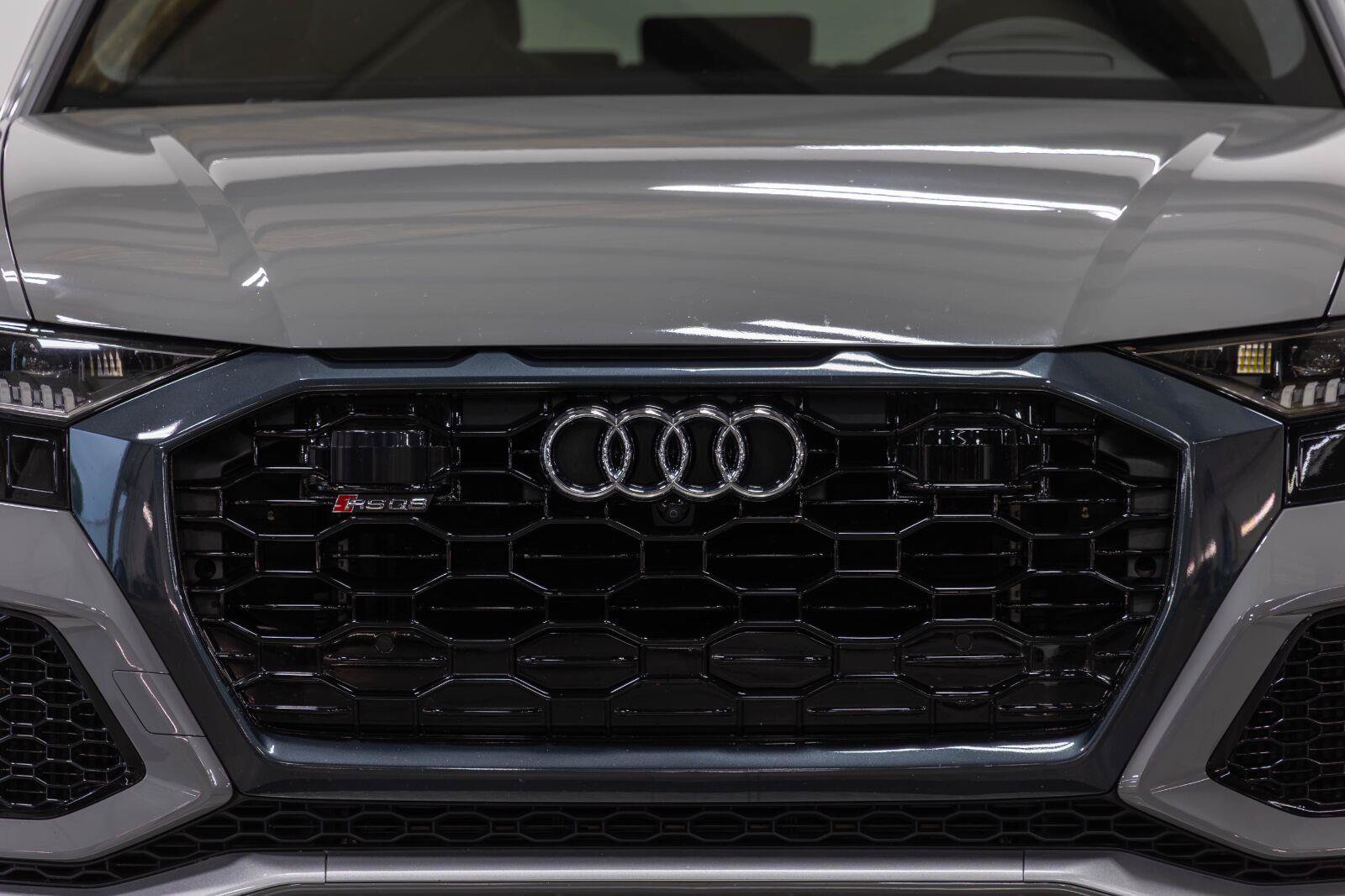 Used 2024 Audi RS Q8 w/ Executive Package AWD/4WD image 5