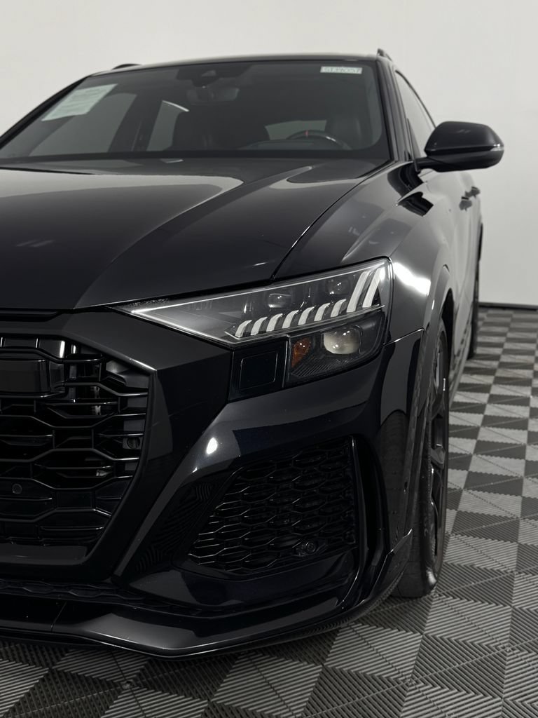 Used 2021 Audi RS Q8 w/ Luxury Package AWD/4WD image 43