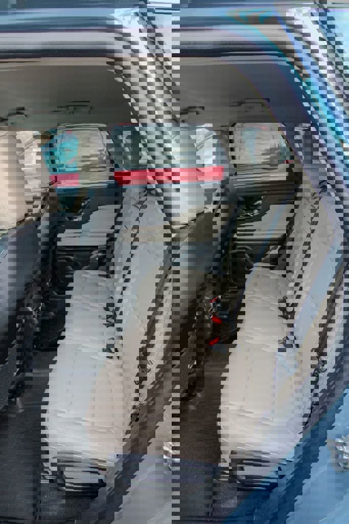 Used 2026 Lincoln Corsair Premiere image 8