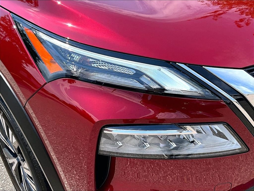Used 2023 Nissan Rogue SV AWD/4WD image 31