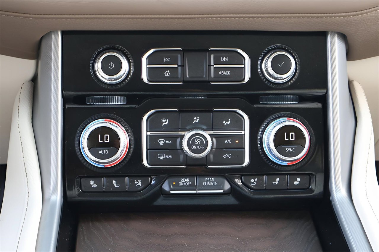 Used 2024 GMC Yukon XL Denali image 18