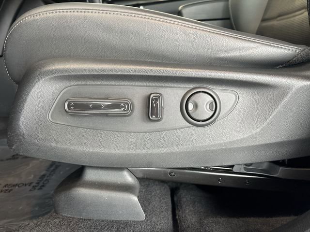 Used 2023 Honda CR-V EX-L image 23