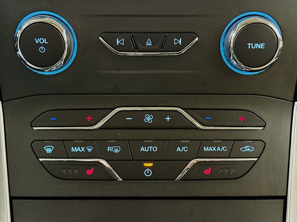 Used 2017 Ford Edge SEL w/ Equipment Group 201A image 16