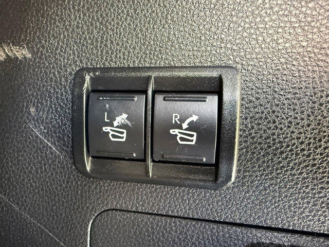 Used 2025 Toyota Sequoia SR5 image 19