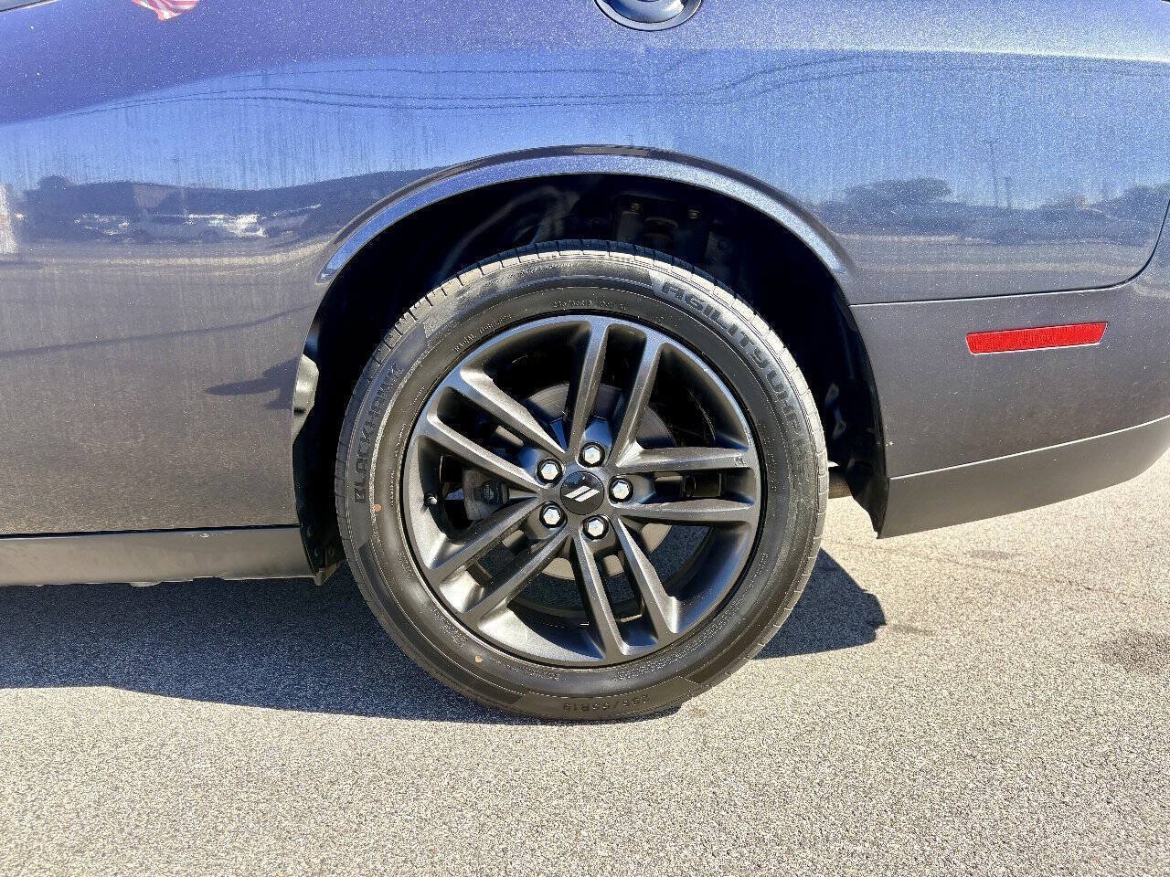 Used 2019 Dodge Challenger GT w/ Blacktop Package AWD/4WD image 34