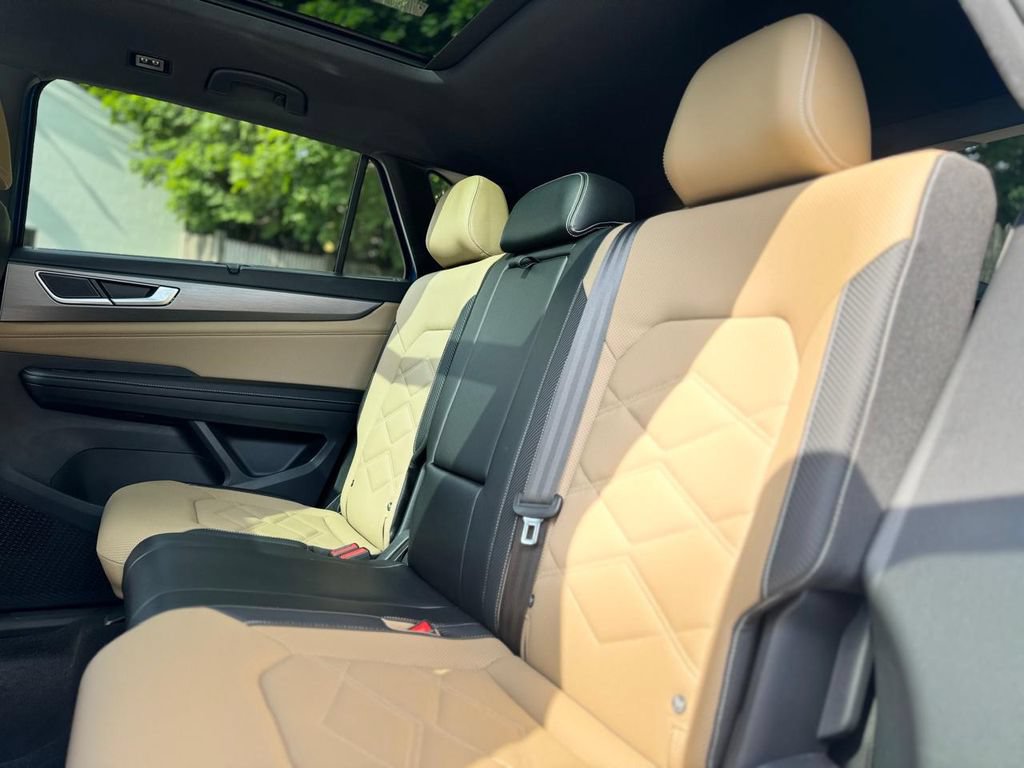 Used 2024 Volkswagen Atlas Cross Sport SE w/ Panoramic Sunroof Package AWD/4WD image 24