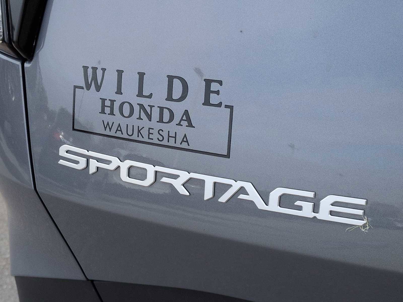 Used 2025 Kia Sportage LX image 12