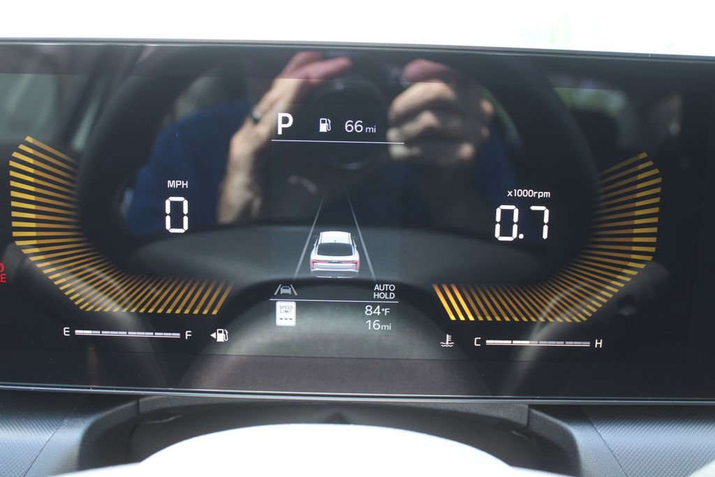 New 2025 Kia K4 LXS image 27