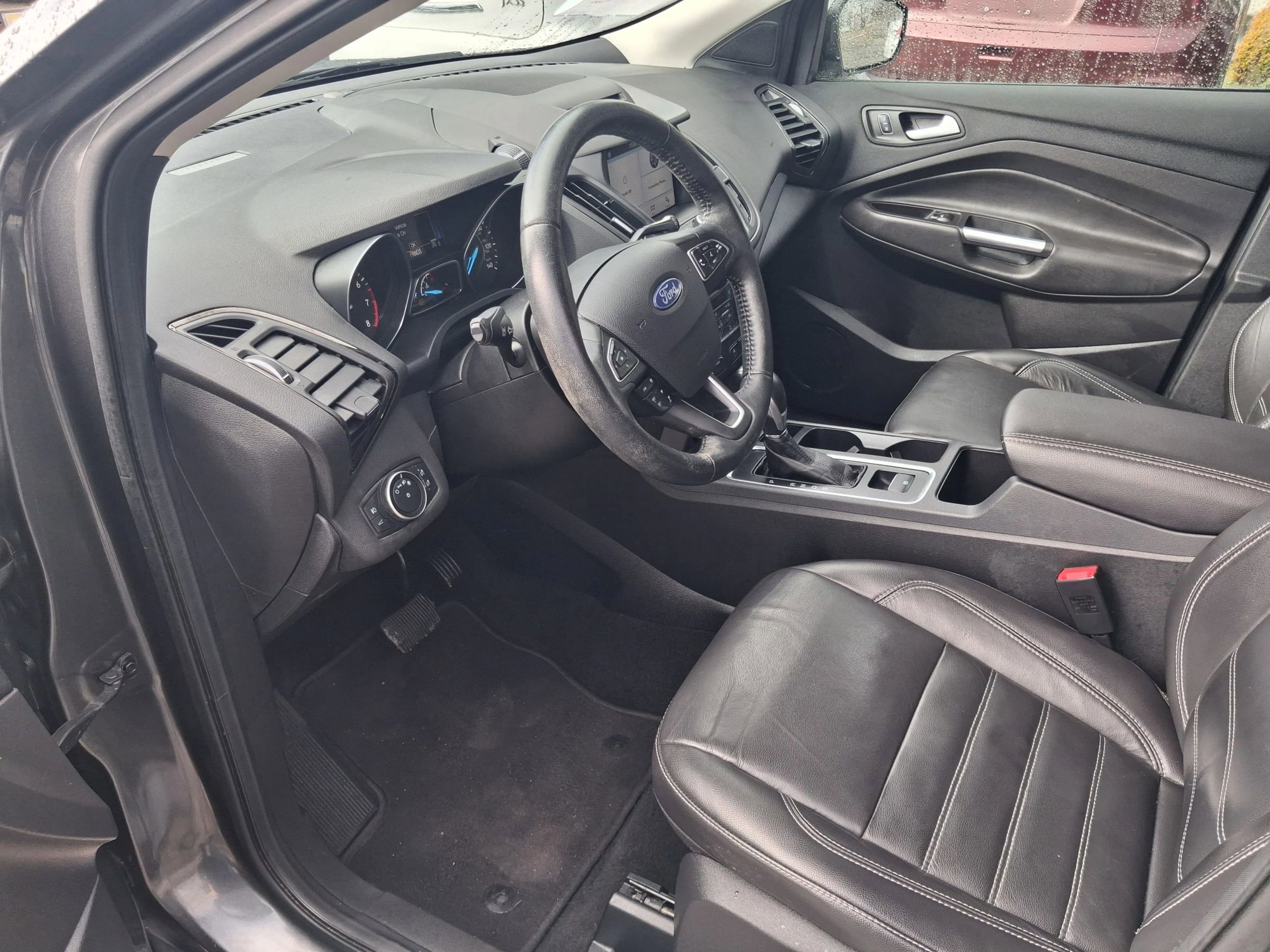 Used 2018 Ford Escape SEL w/ Ford Safe & Smart Package image 10