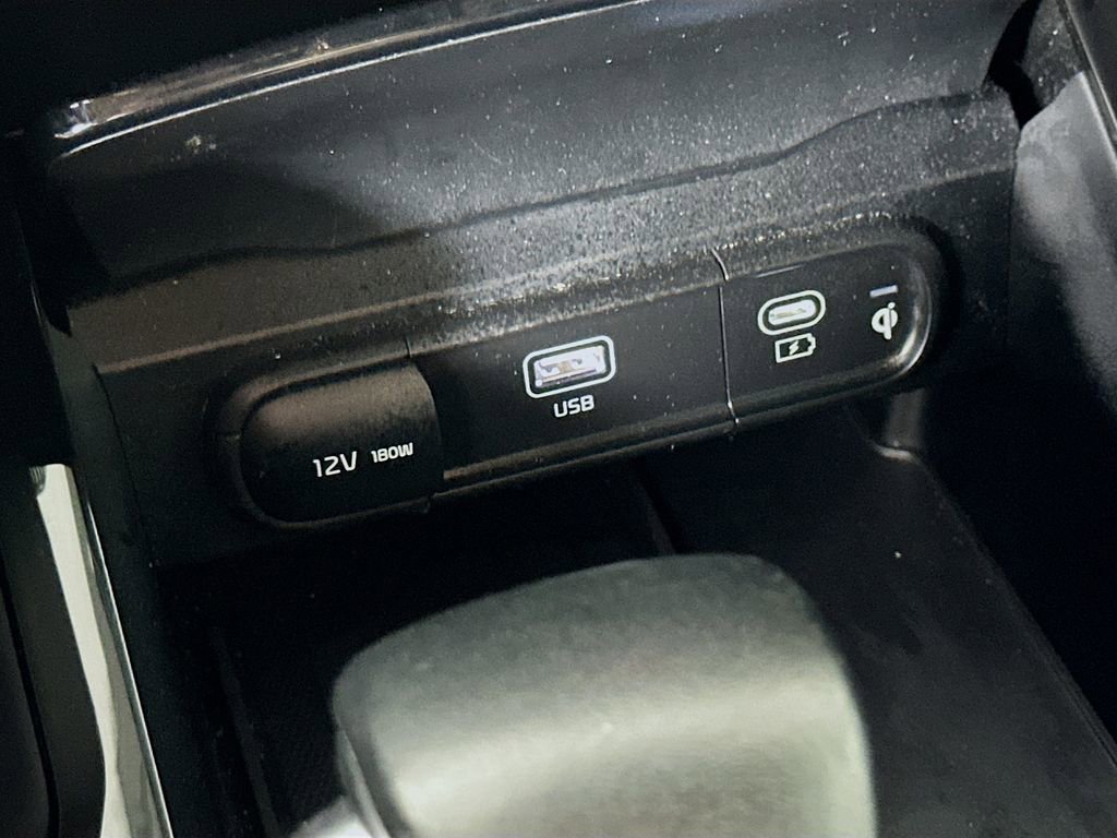 Used 2025 Kia Telluride S FWD image 31