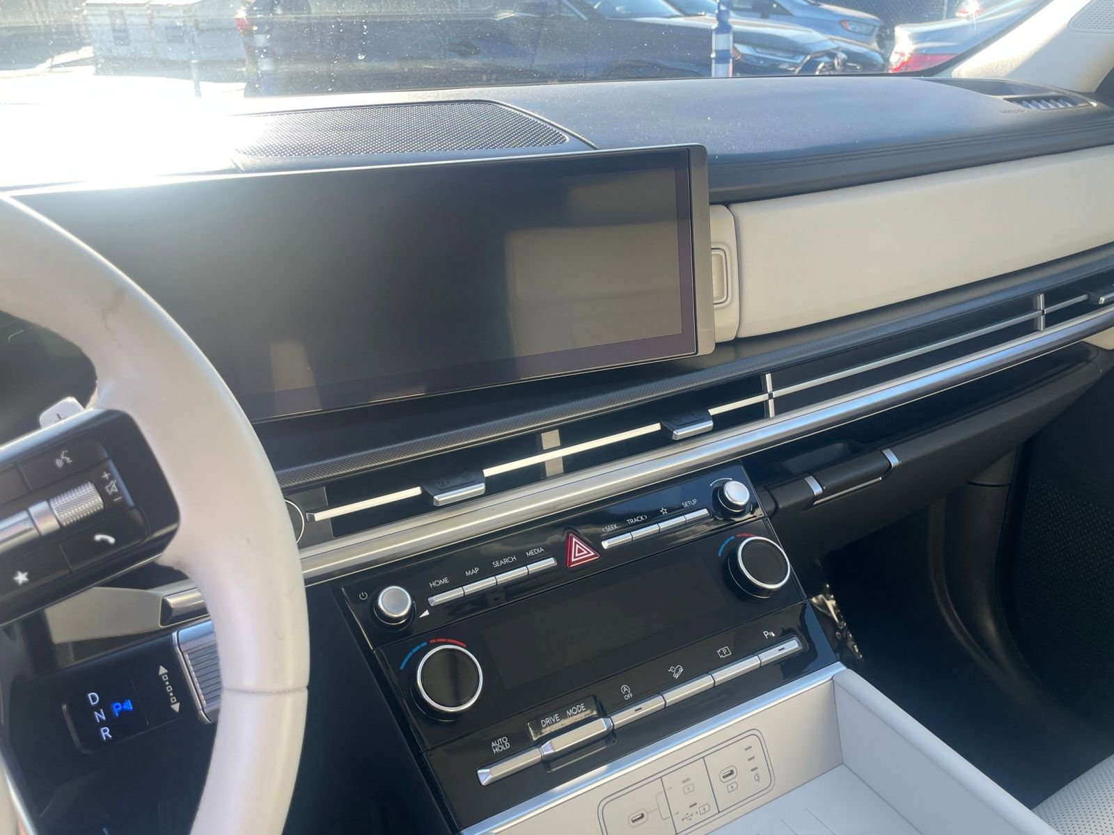 Used 2025 Hyundai Santa Fe SEL image 18