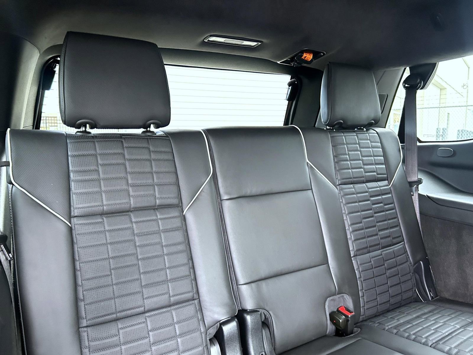 Certified 2024 Cadillac Escalade Sport Platinum w/ LPO, ONYX Package AWD/4WD image 21
