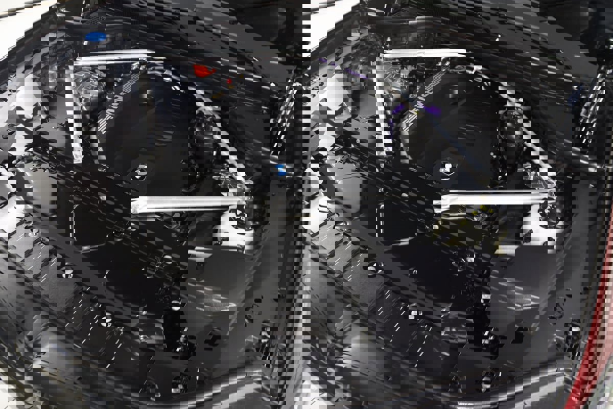 Used 2024 BMW X6 xDrive40i w/ Premium Package image 39