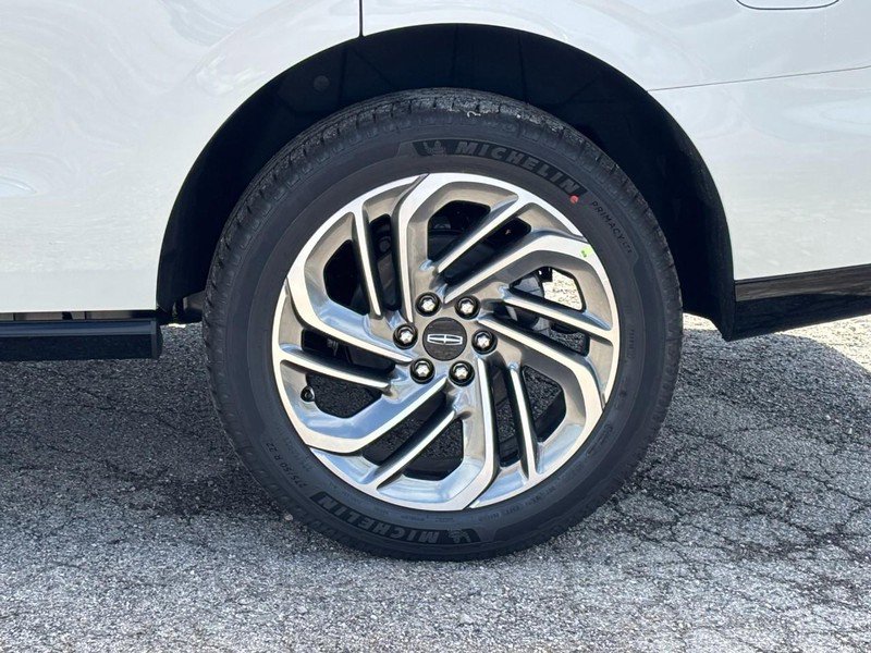 New 2026 Lincoln Navigator Reserve AWD/4WD image 9