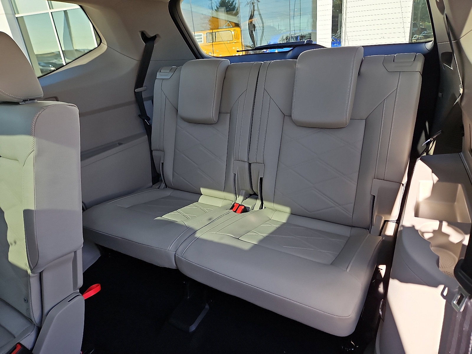 New 2026 Volkswagen Atlas SE image 11