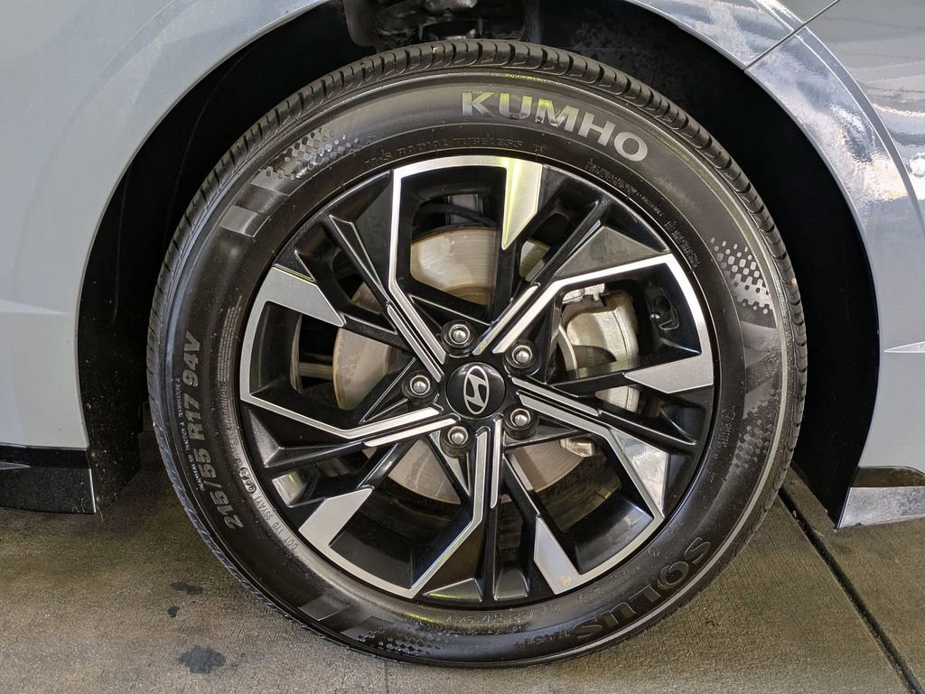 Used 2025 Hyundai Sonata SEL FWD image 30