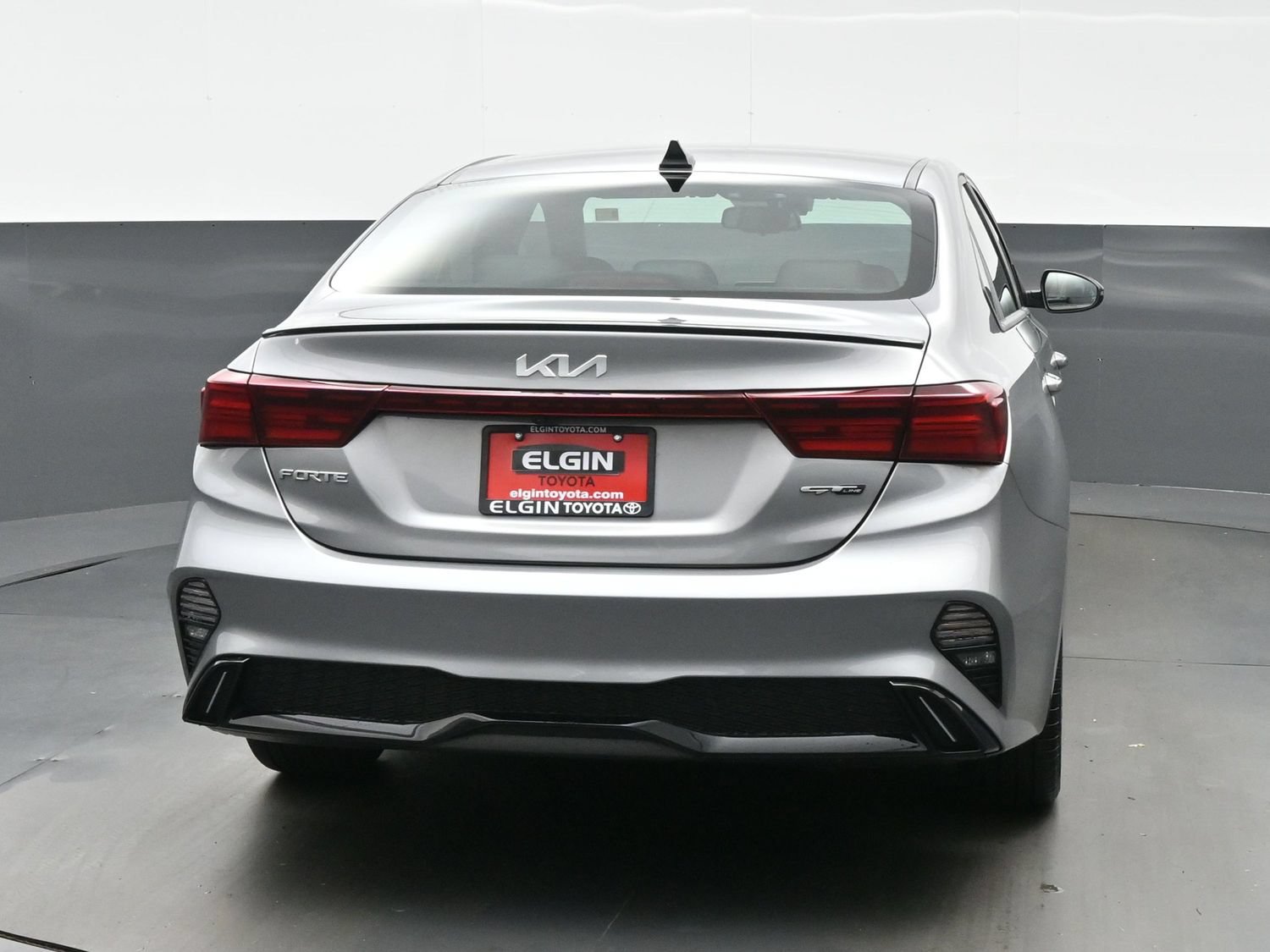 Used 2024 Kia Forte GT-Line w/ GT-Line Premium Package FWD image 5