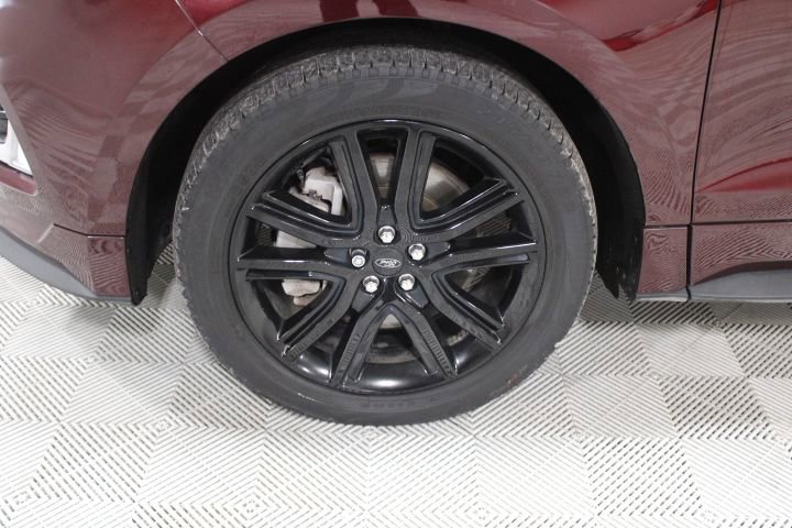 Used 2021 Ford Edge ST-Line image 38