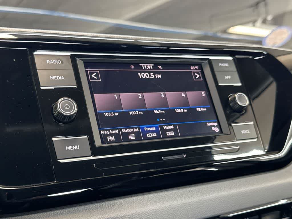 Certified 2024 Volkswagen Taos S FWD image 17