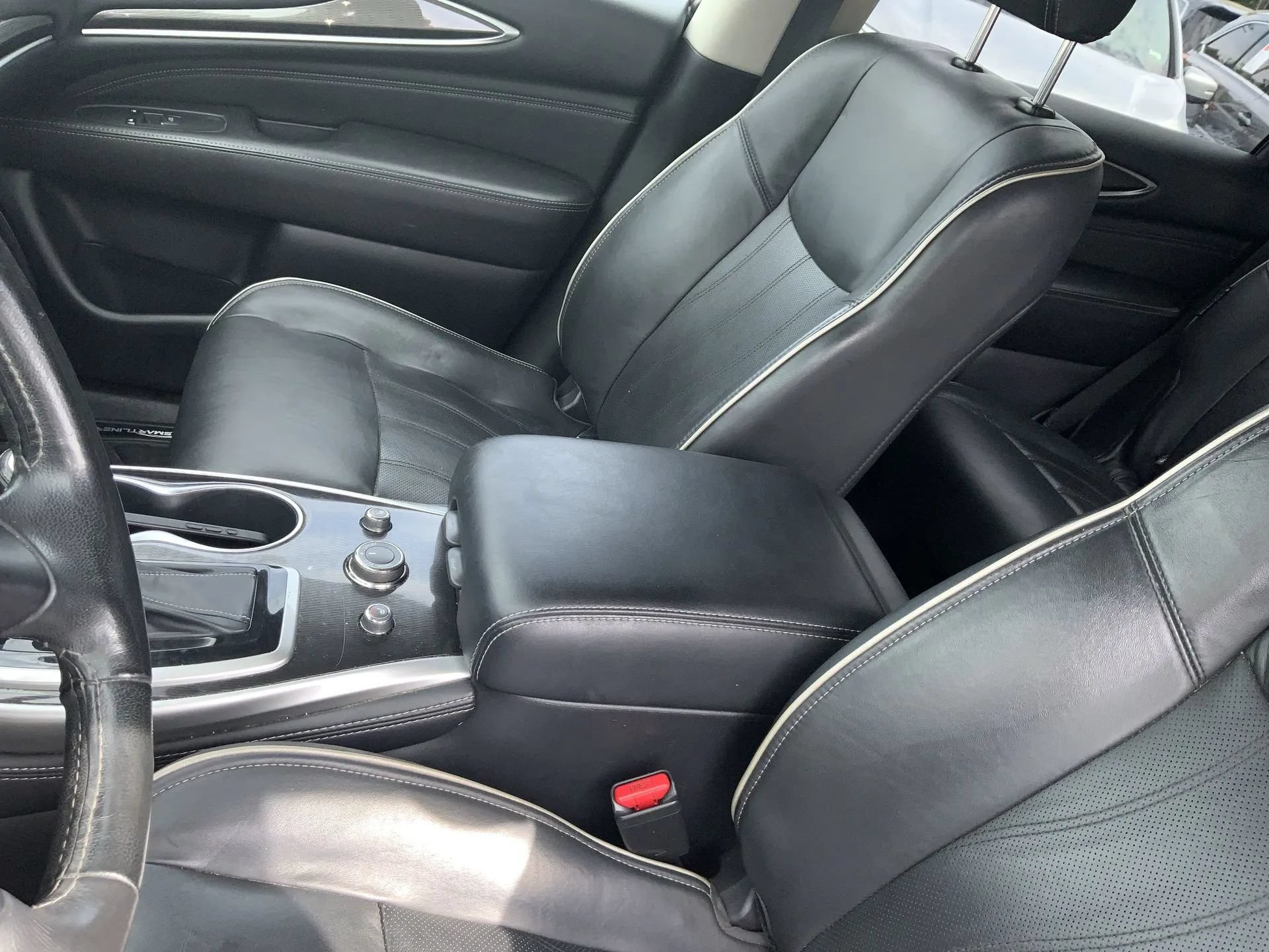 Used 2019 INFINITI QX60 Luxe w/ Essential Package AWD/4WD image 23