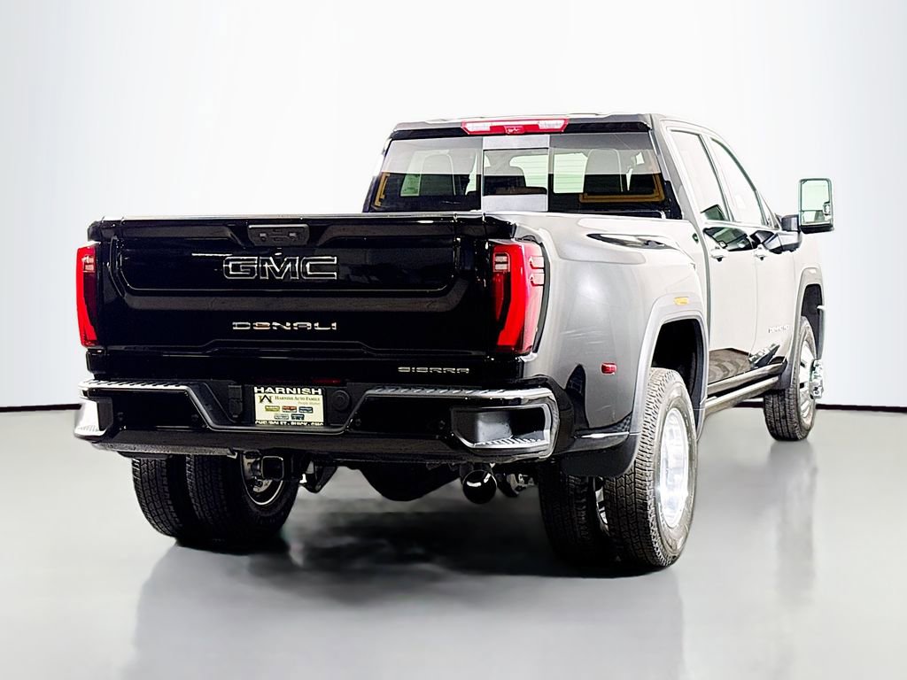 Used 2026 GMC Sierra 3500 Denali Ultimate image 8