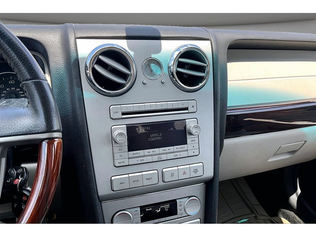 Used 2006 Lincoln Zephyr FWD image 9