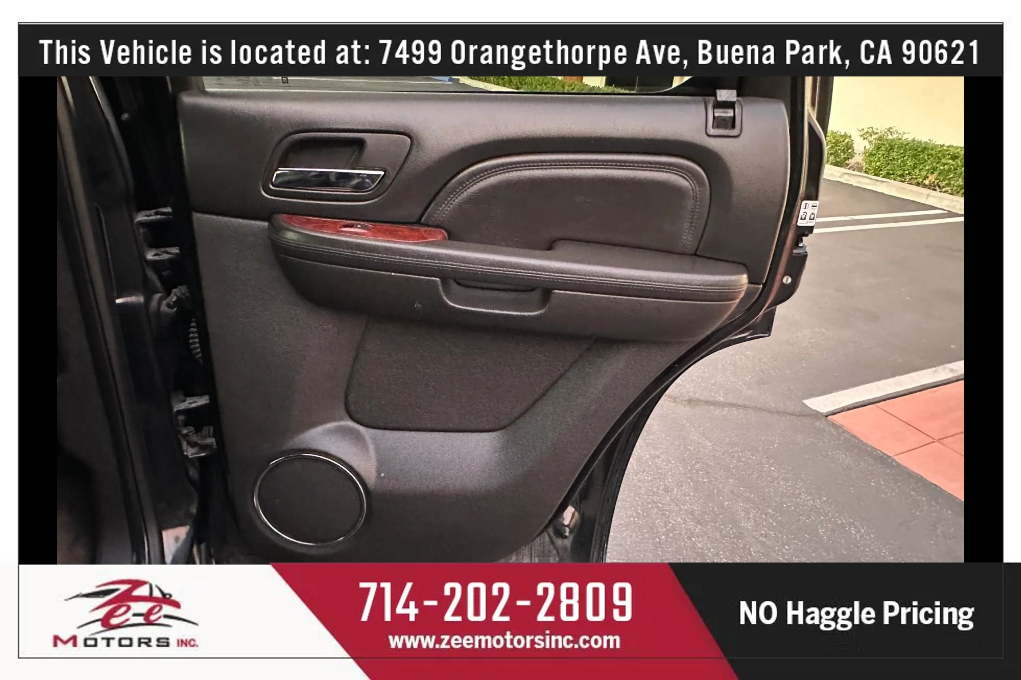 Used 2013 Cadillac Escalade Premium AWD/4WD image 21
