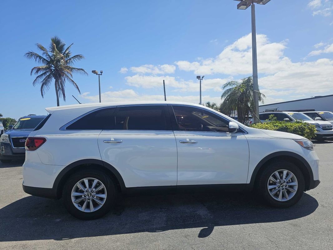 Used 2019 Kia Sorento LX image 19