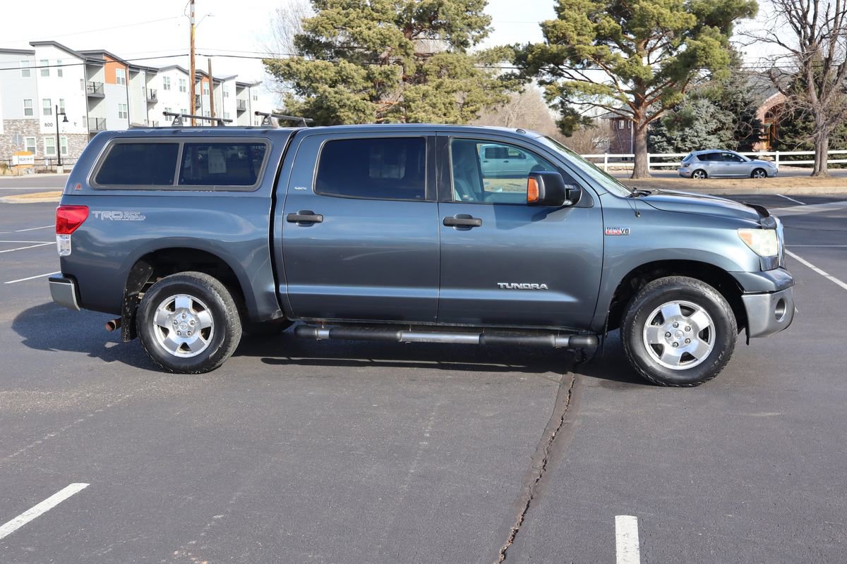 Used 2010 Toyota Tundra 4x4 CrewMax image 3