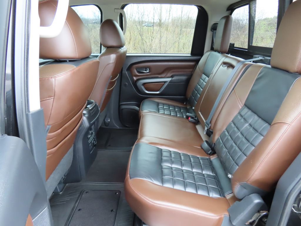 Used 2018 Nissan Titan Platinum Reserve image 30