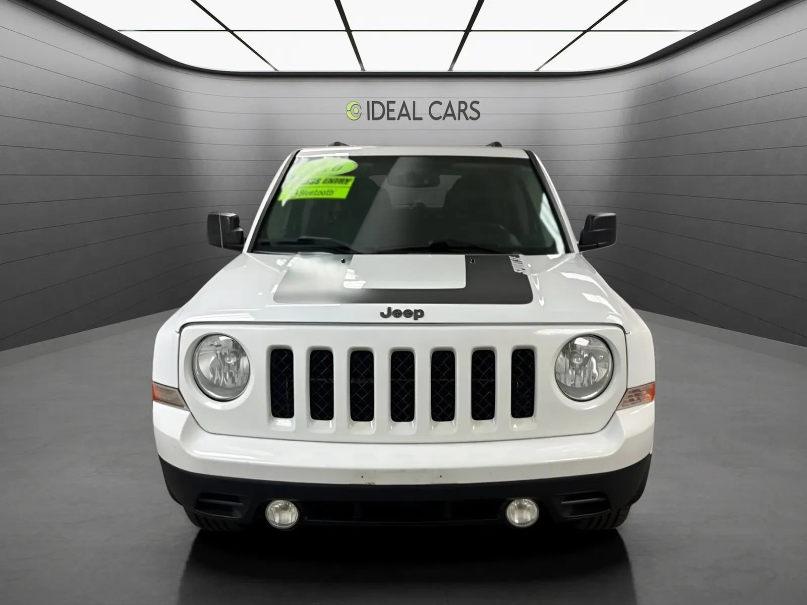 Used 2016 Jeep Patriot Sport w/ Power Value Group FWD image 2