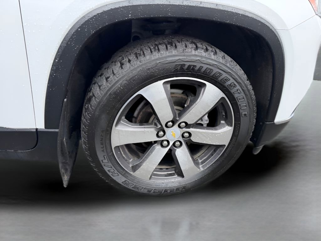 Used 2021 Chevrolet Traverse LT w/ LT Premium Package AWD/4WD image 16