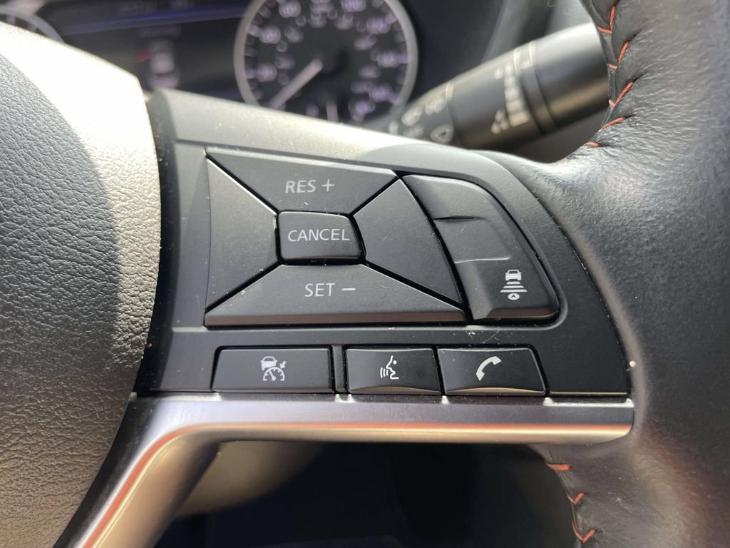 Used 2024 Nissan Sentra SR FWD image 19