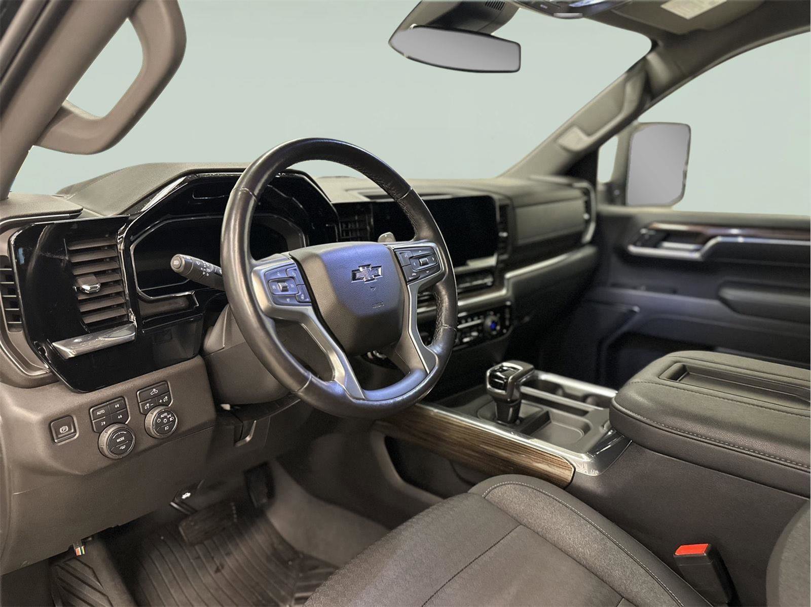 Certified 2022 Chevrolet Silverado 1500 LT Trail Boss image 23