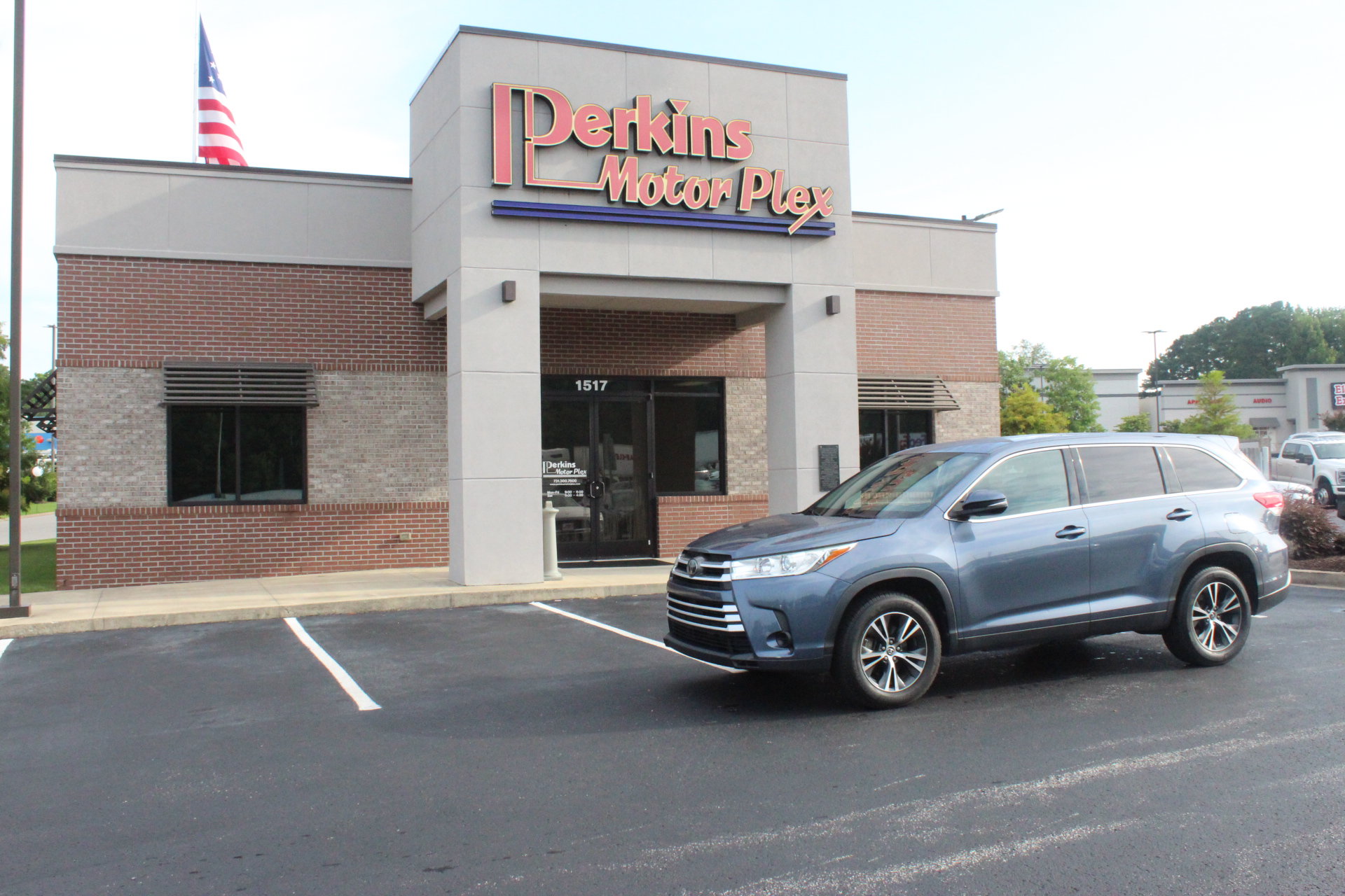 Used 2019 Toyota Highlander LE FWD image 35