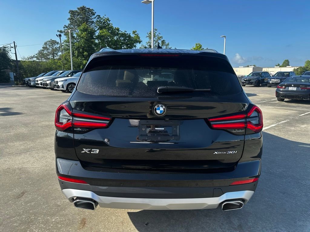 Certified 2023 BMW X3 xDrive30i w/ Premium Package image 8