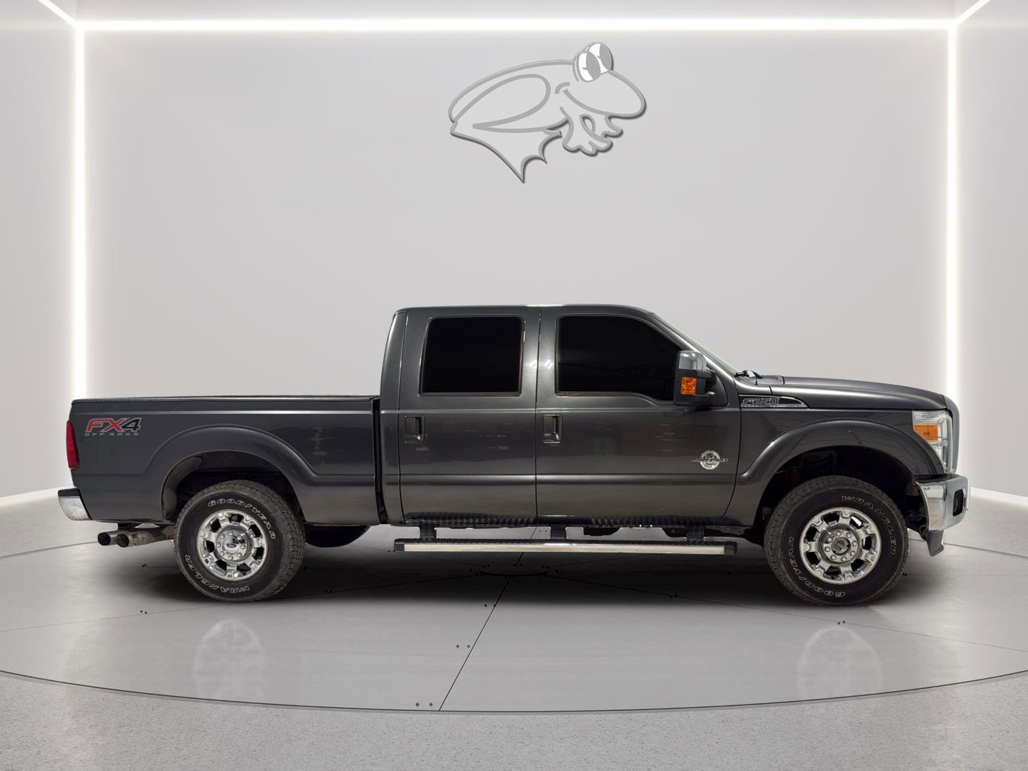 Used 2016 Ford F250 Lariat w/ Chrome Package AWD/4WD image 6