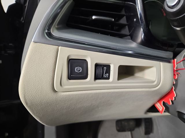 Used 2020 Cadillac XT5 Premium Luxury image 31