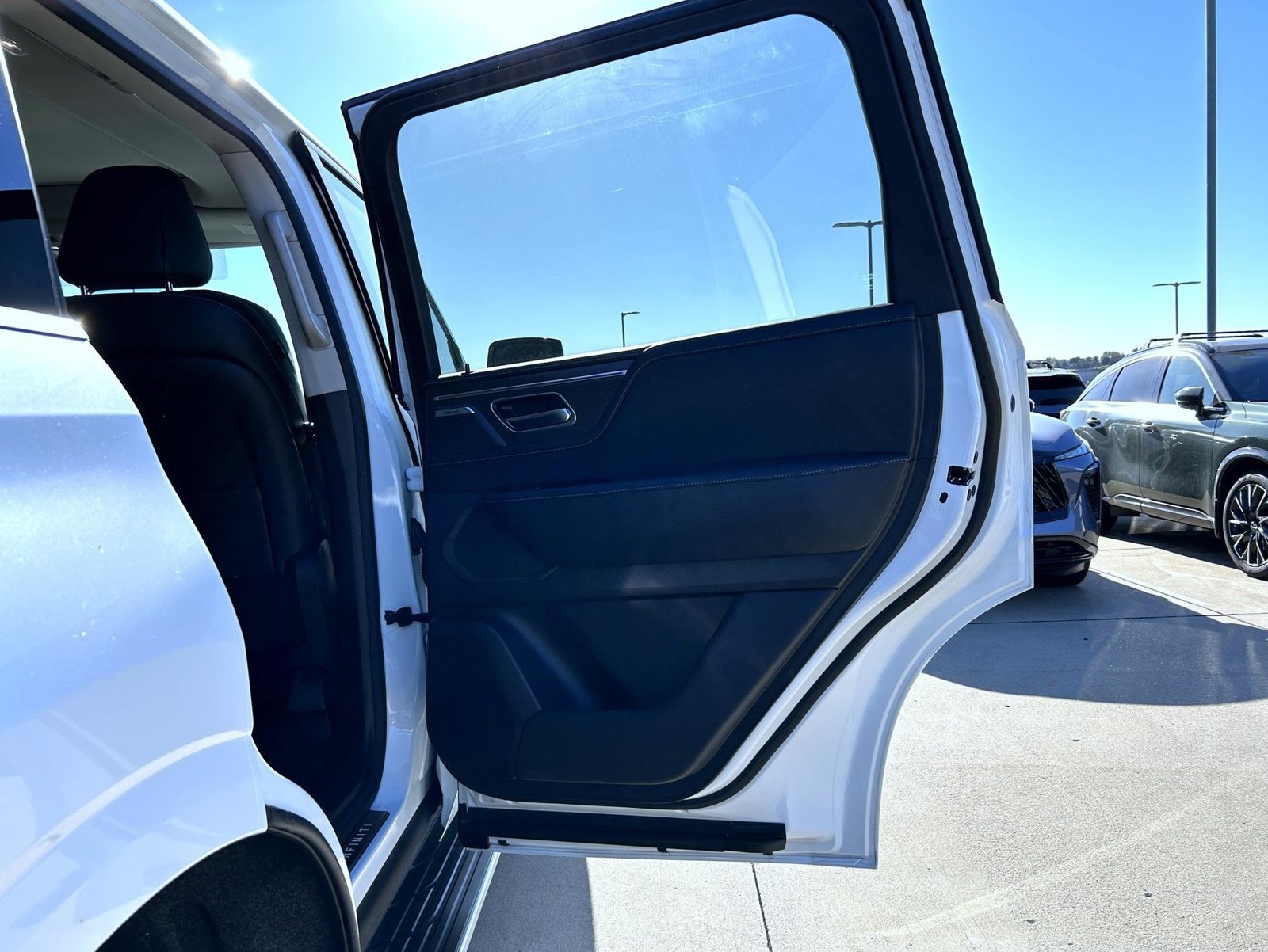 Used 2026 INFINITI QX80 Pure AWD/4WD image 17
