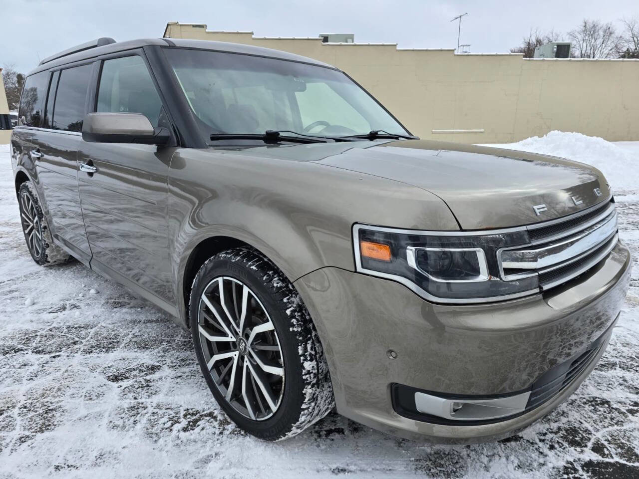 Used 2014 Ford Flex Limited w/ Equipment Group 303A AWD/4WD image 3