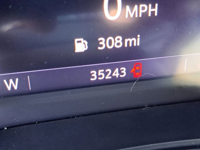 Used 2023 Buick Encore GX Essence w/ Experience Buick Package image 21