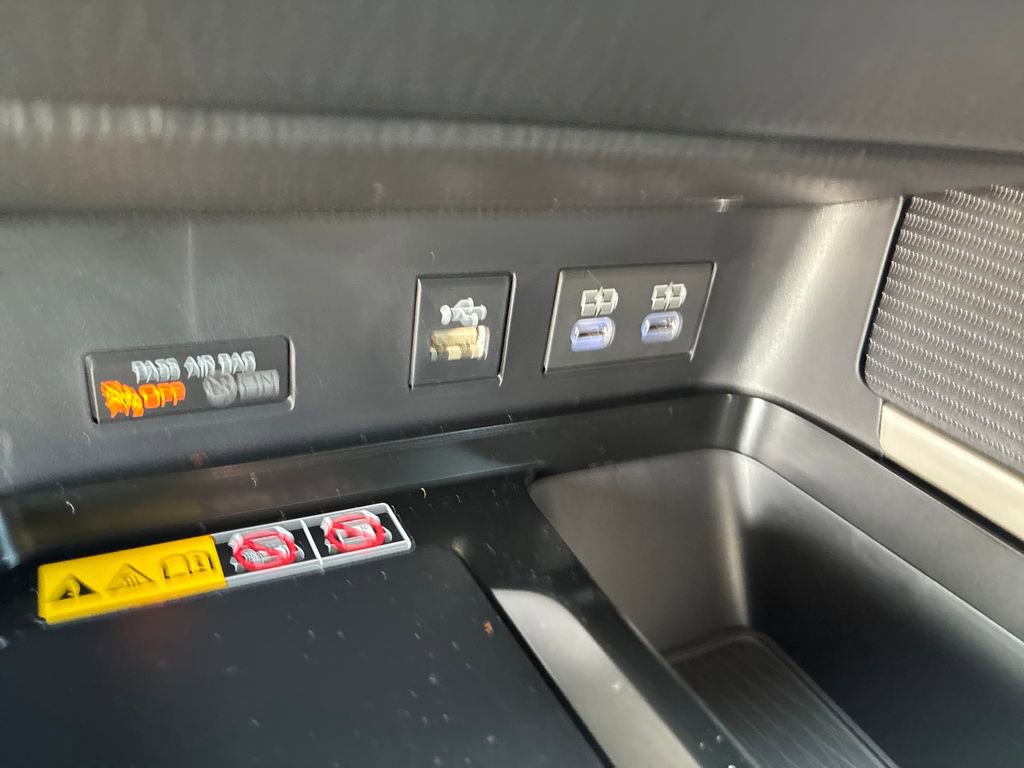 New 2026 Toyota Camry SE image 27