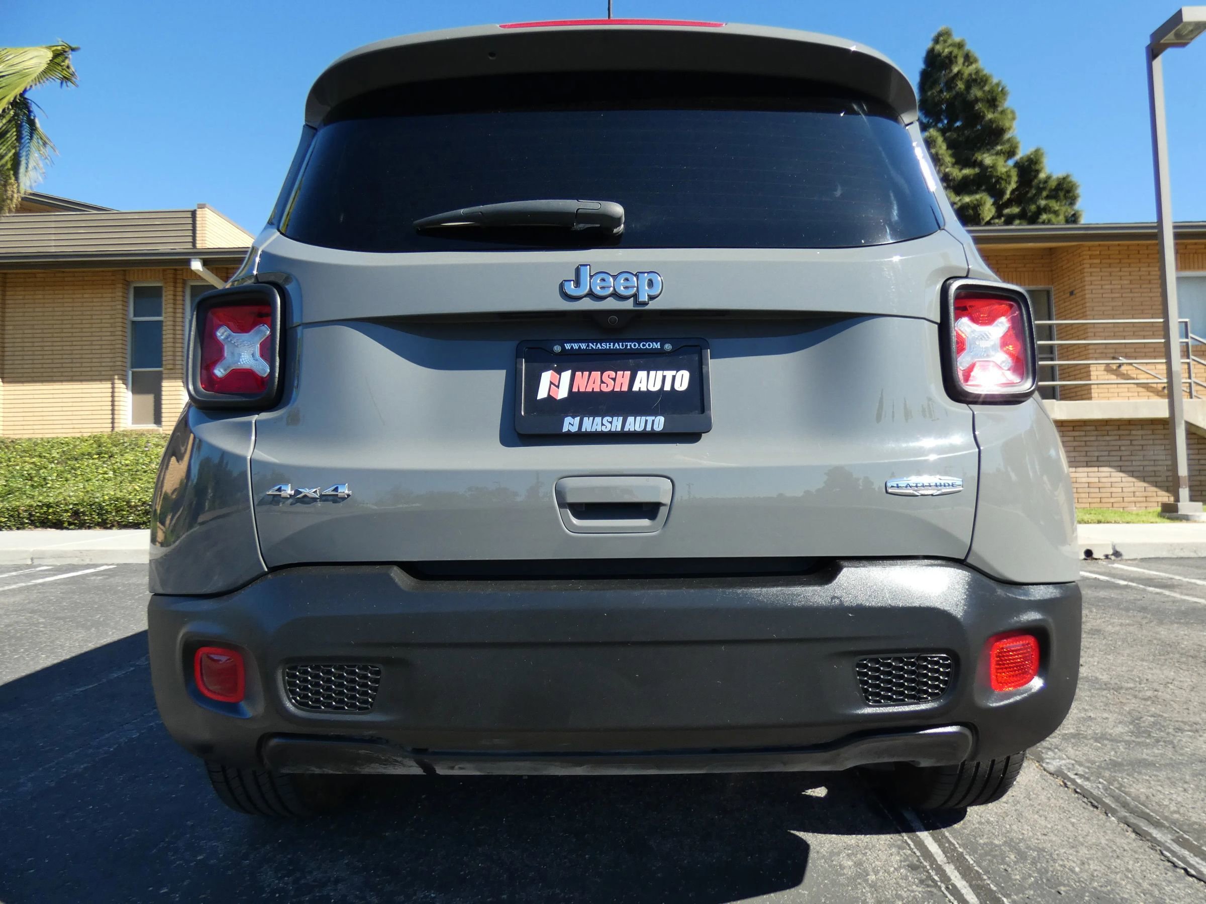 Used 2022 Jeep Renegade Latitude image 10