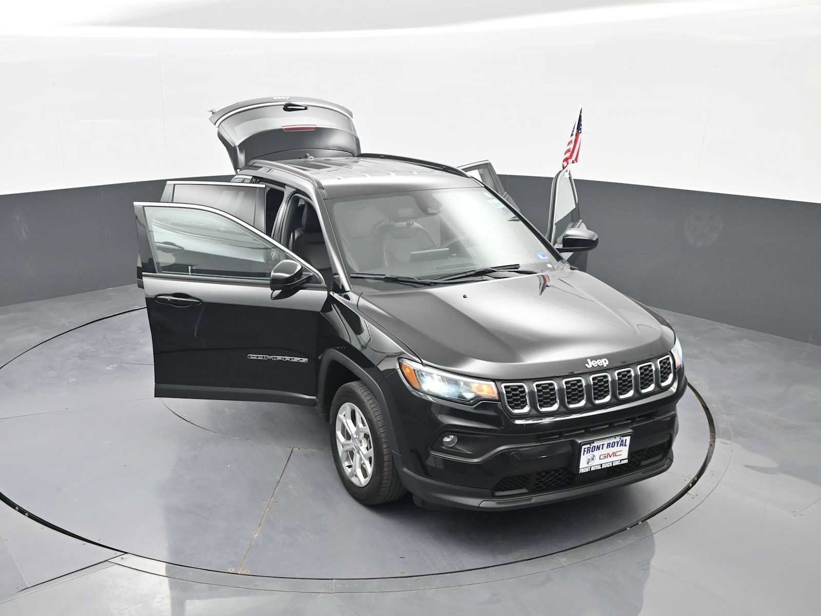 Used 2024 Jeep Compass Latitude AWD/4WD image 41