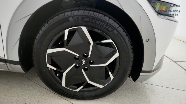 Used 2024 Hyundai Ioniq 5 Limited RWD image 76