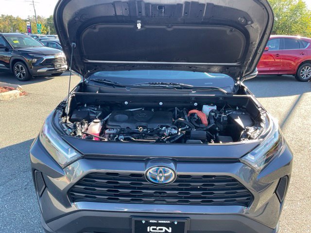 Used 2024 Toyota RAV4 XLE AWD/4WD image 23